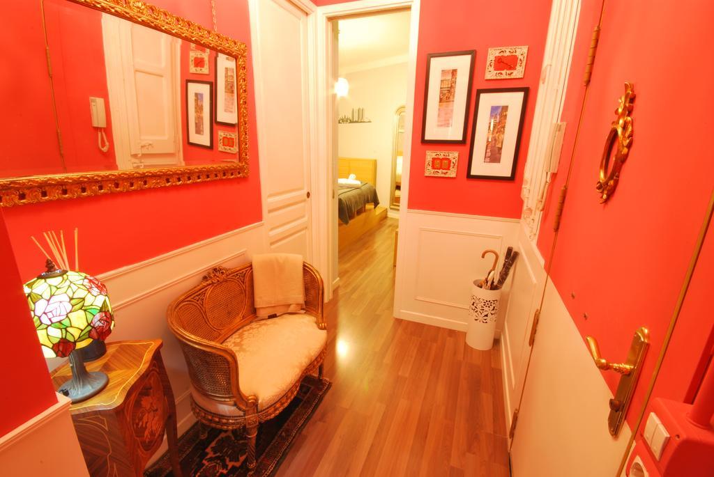 Apartmán Gaudi Sdb Barcelona Exteriér fotografie