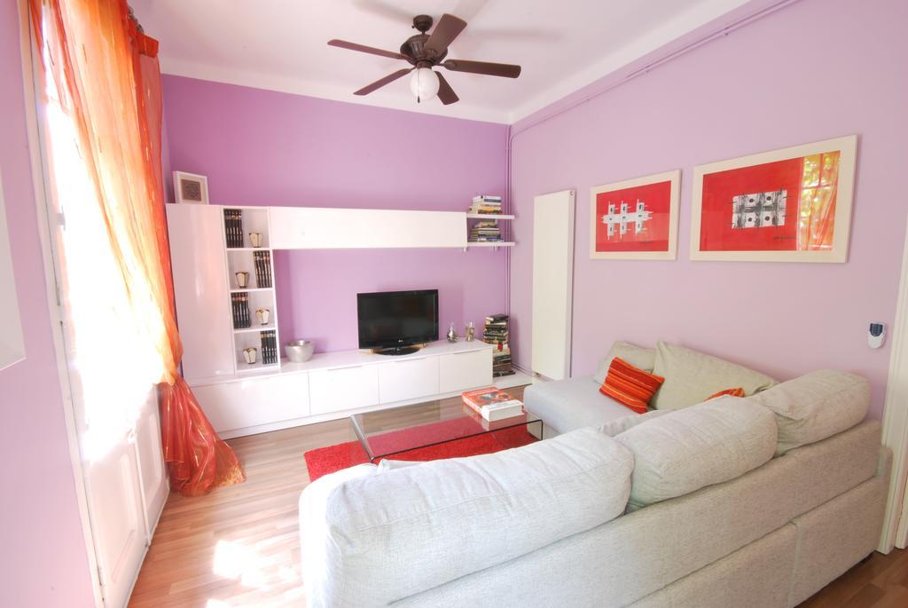Apartmán Gaudi Sdb Barcelona Exteriér fotografie